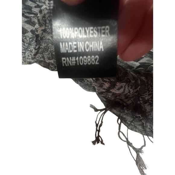 No Brand Fringed Scarf Gray, charcoal. Black 19/66 NIP - Picture 2 of 4